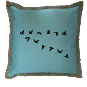 Geese Burlap Lace Trim Linen Weave Pillows Trim. 18″ x 18″